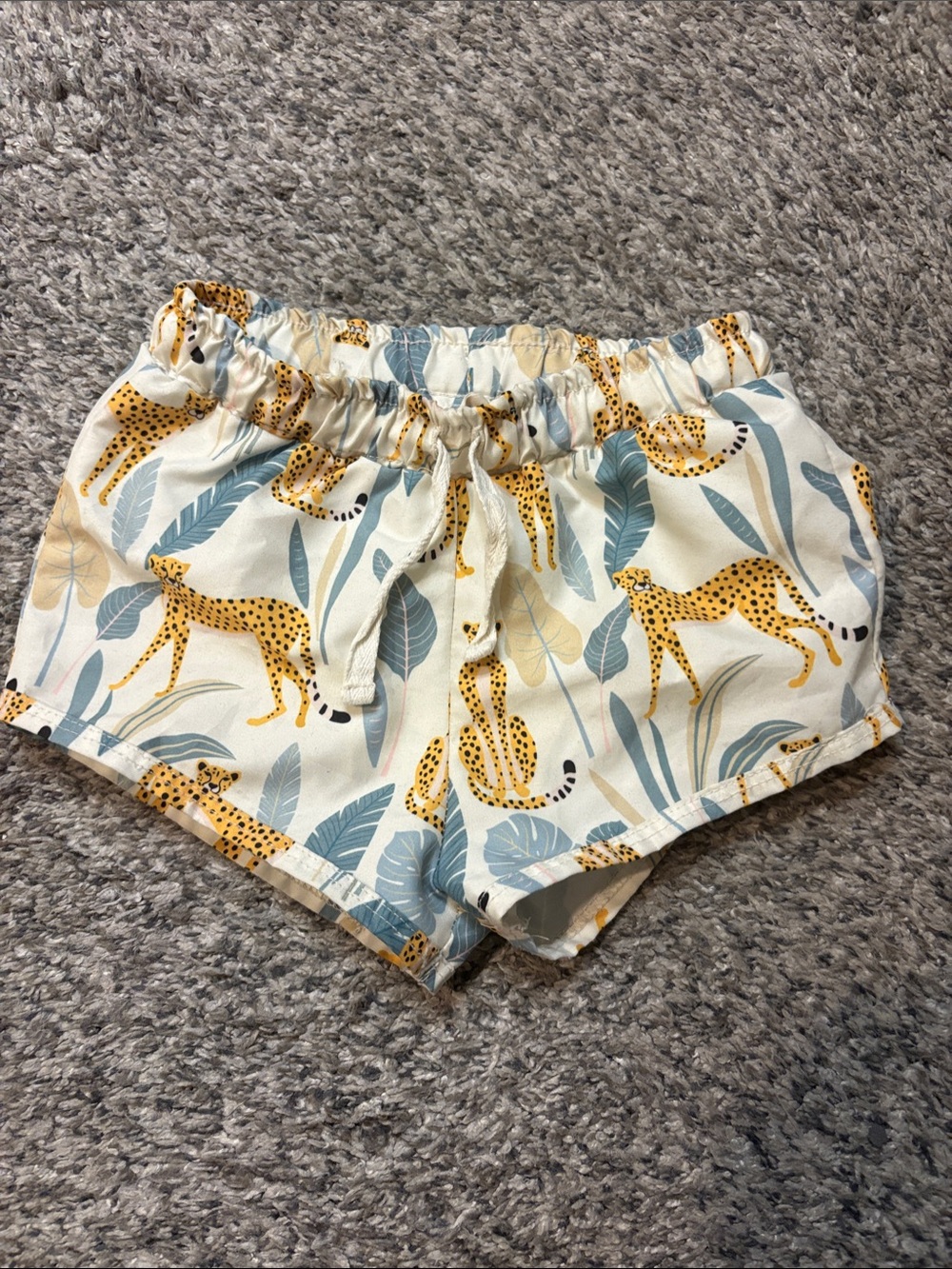 Kids swim trunks 3T
